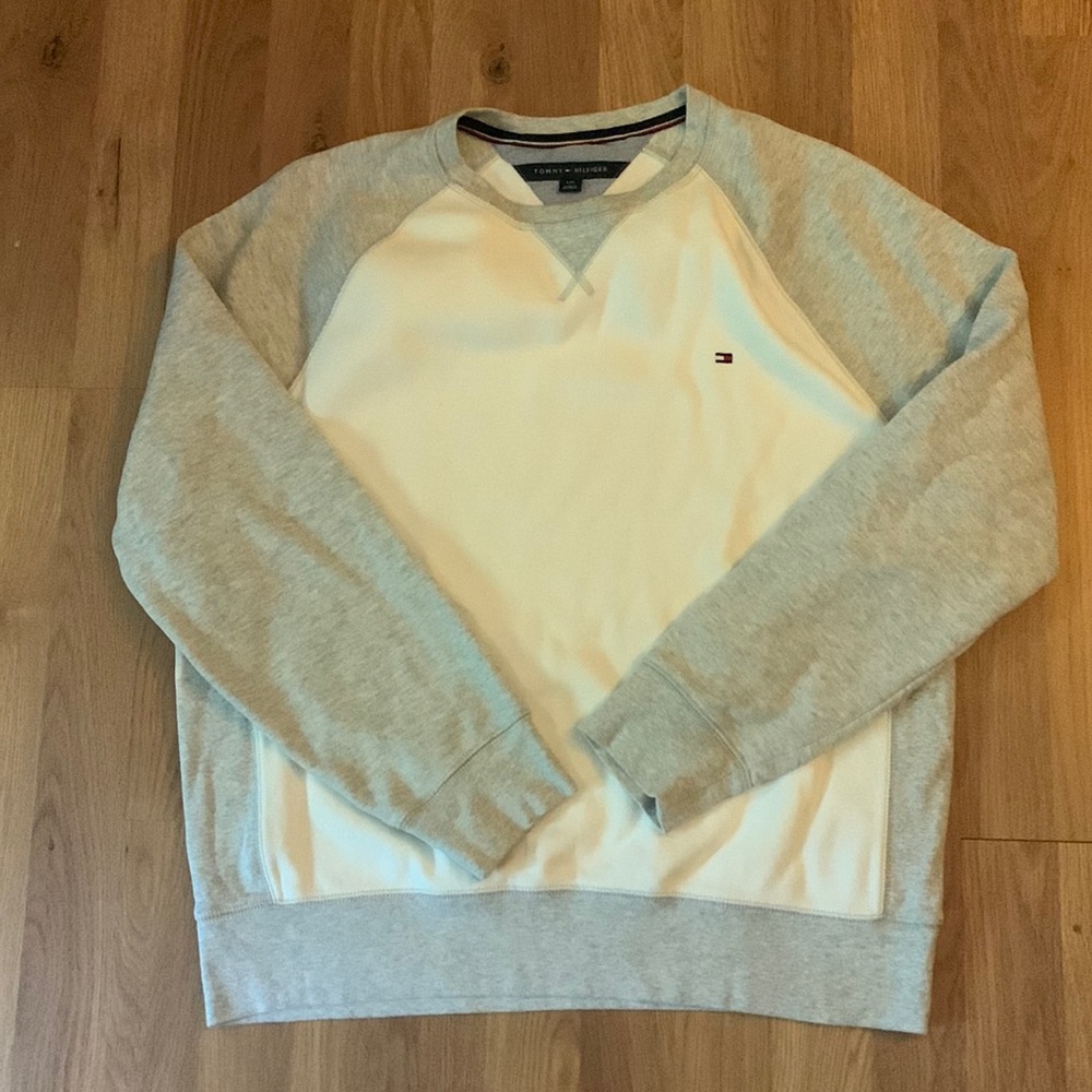 👕 TOMMY HILFIGER | Men's Crewneck Sweatshirt Sz M